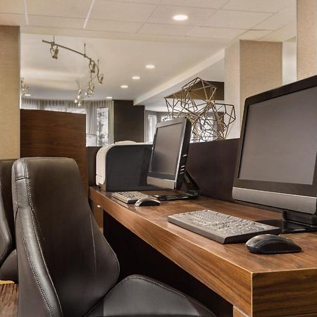 Courtyard By Marriott Topeka Zewnętrze zdjęcie